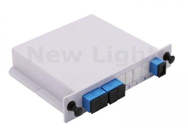 Tipo planar divisor de la guía de onda del PLC de la caja 1x4 del divisor de la fibra óptica con el conector del SC UPC