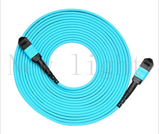 Color azul MPO - modo multi de fibra óptica del PVC/de LSZH del cordón de remiendo del cable de la fibra de MPO