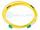 Cordón de remiendo de fibra óptica interior verde del cable 9/125um de la fibra del LC APC SM G657A2