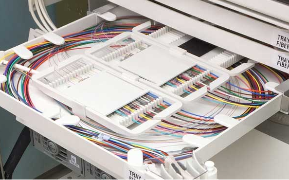 ¿Cómo usted conoce código de color de la fibra? TIA-598-C