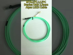 SC - SC multi-modo cable de parche de fibra óptica dúplex botín rojo / negro OM4 50/125