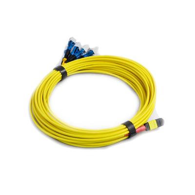 comprar MPO altamente integrado del LC del desbloqueo del cable 0.9m m de la fan al cable de fribra óptica hacia fuera online manufacture