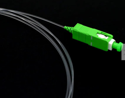 comprar SC APC / UPC Cordón de parche de fibra óptica de 250 mm Diámetro del cable transparente online manufacture