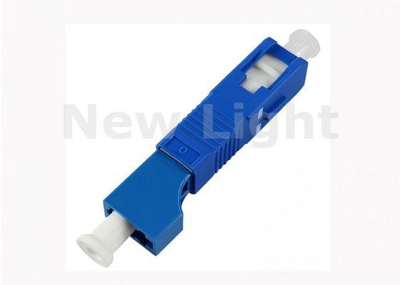 comprar Adaptador de Fibra Óptica SC-LC Monomodo con Brida Cuadrada Giratoria y Baja Pérdida de Inserción online manufacture