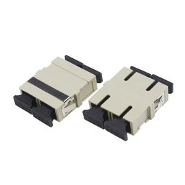 comprar Adaptador beige de la fibra óptica del color para Internet del cordón de remiendo del SC/telecomunicación online manufacture