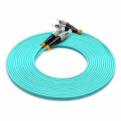 comprar Largura personalizada de 1M a 100M Cordón de parche de fibra óptica de modo único con conectores SC LC FC ST para cableado de red online manufacture
