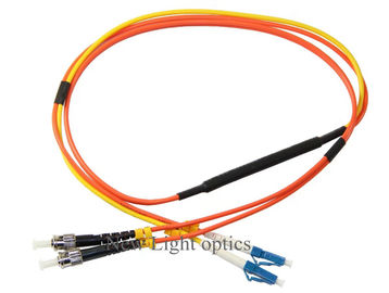 comprar El cordón de remiendo de la fibra del solo modo mecanografía (MCP) G652D que condiciona OM1 con varios modos de funcionamiento 62.5/125 online manufacture