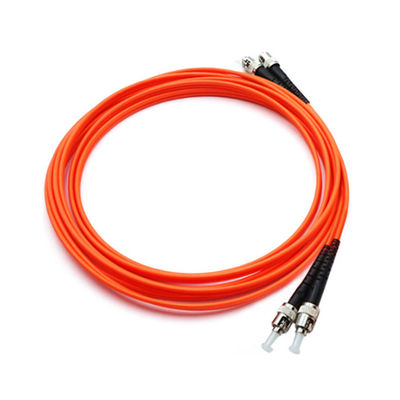 comprar 62.5/125 Cordón de parche de fibra óptica FC multimodo dúplex para aplicaciones de cables de fibra óptica A al aire libre online manufacture