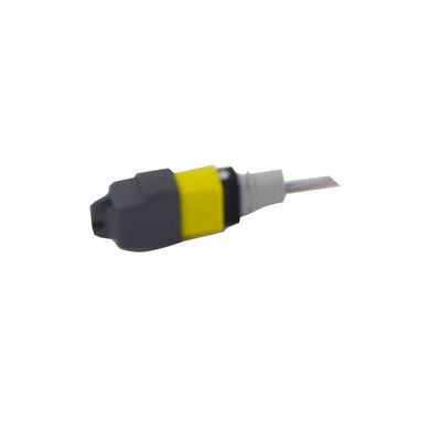 Cable de conexión de fibra óptica CATV para centro de datos con temperatura de almacenamiento de -40 ℃ ~ +85 ℃ para conectividad confiable