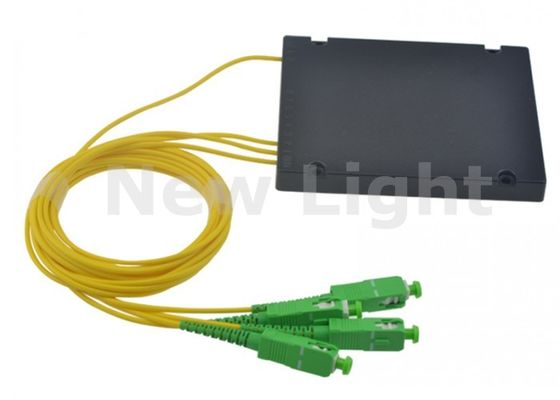 1x3 PLC Fibra Óptica Splitter Modo único con conector SC APC para aplicaciones FTTH