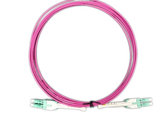 Cable de conexión de fibra óptica dúplex LC Unitboot OM4 Magenta con longitud personalizable