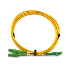 PVC amarillo del conector SM DX del casquillo del metal de APC de la fibra óptica del cordón de remiendo de Outjacket E2000 interior